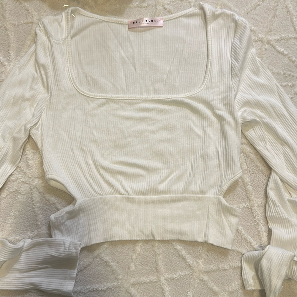 White crop top